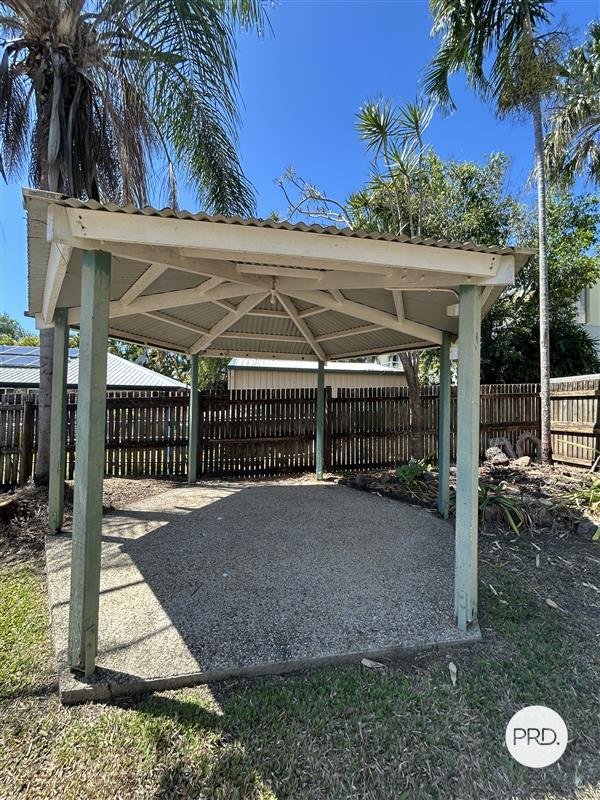 18 Volute Street SHOAL POINT 13