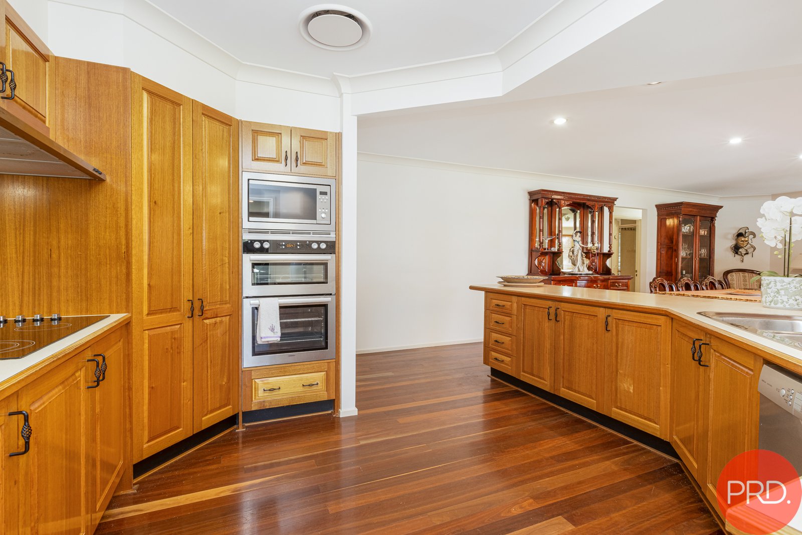 18 Walter Parade BLACK HILL 18