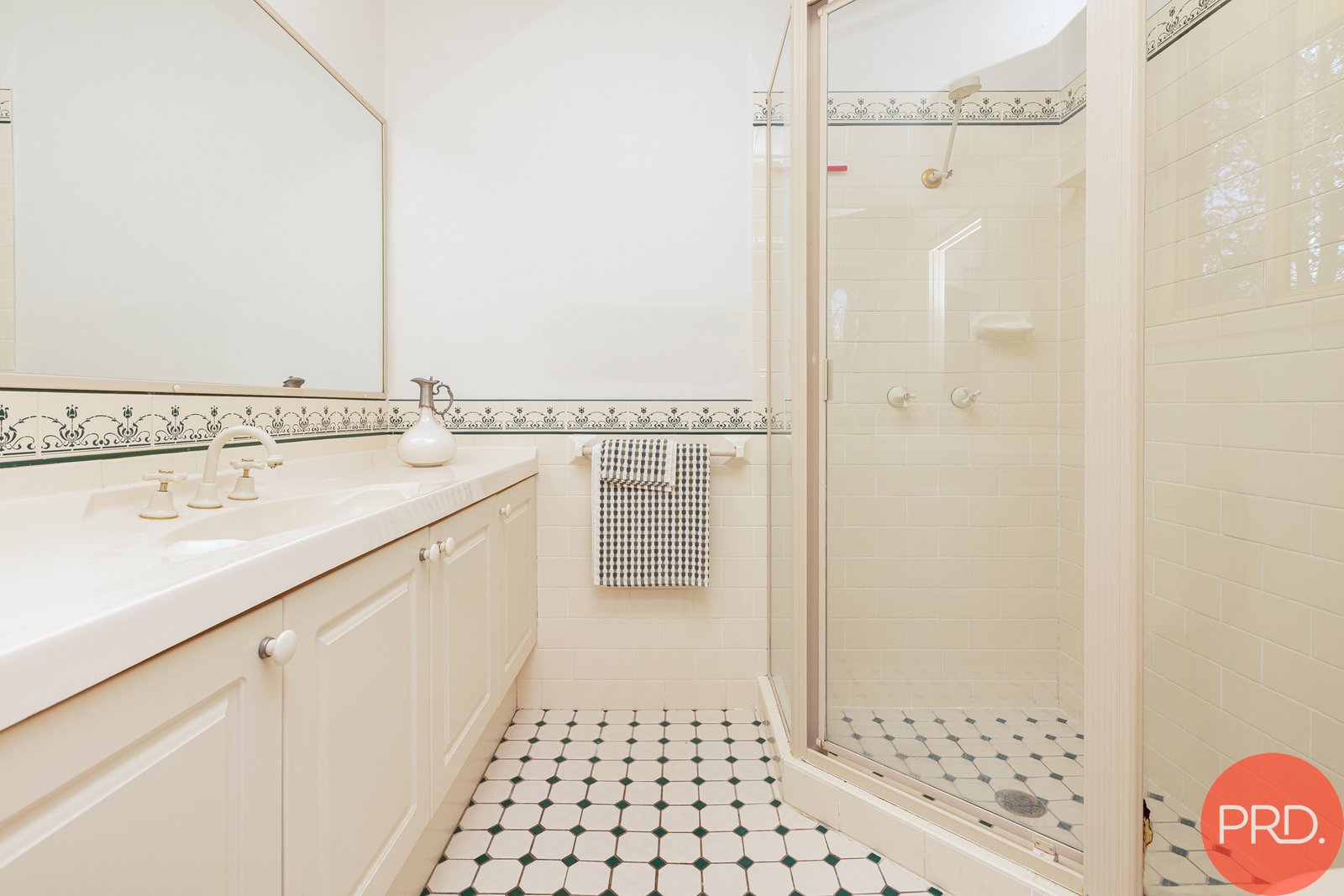 18 Walter Parade BLACK HILL 23