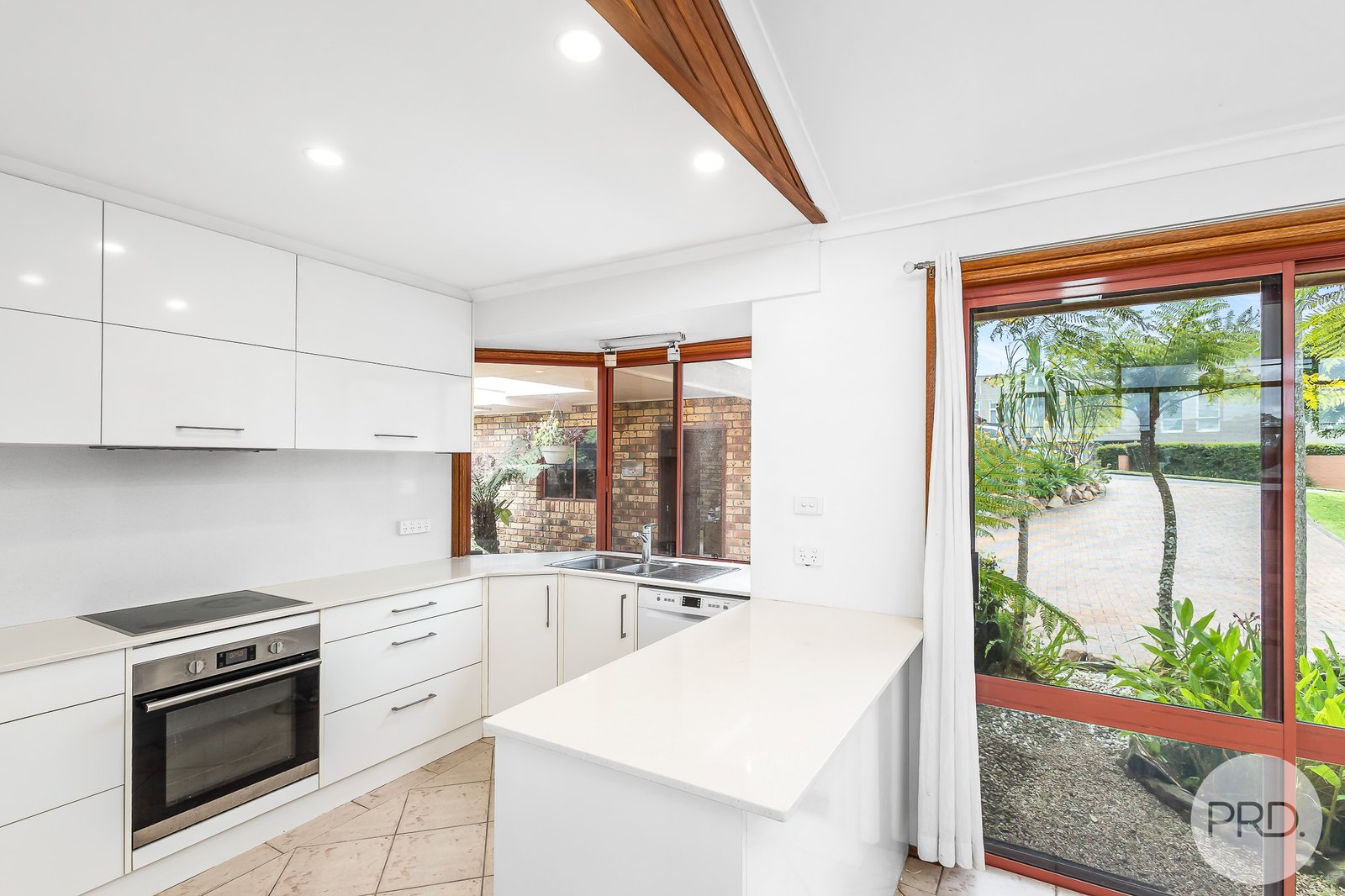 18 Waratah Avenue SALAMANDER BAY 11