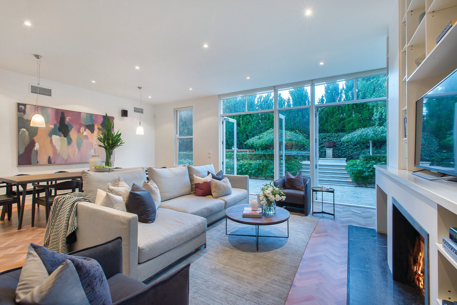 18 Warra Street, Toorak, VIC