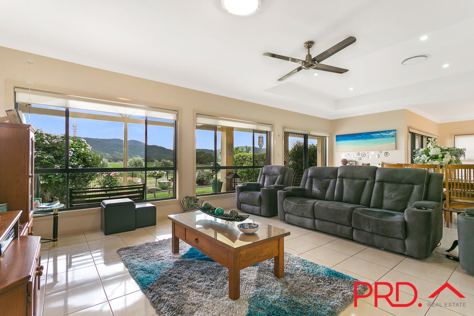 18 Warrah Drive TAMWORTH 14