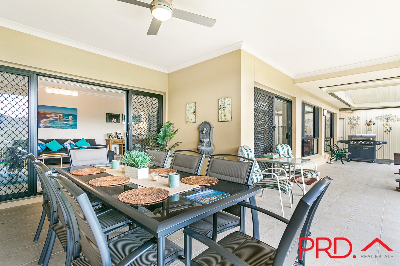 18 Warrah Drive TAMWORTH 23