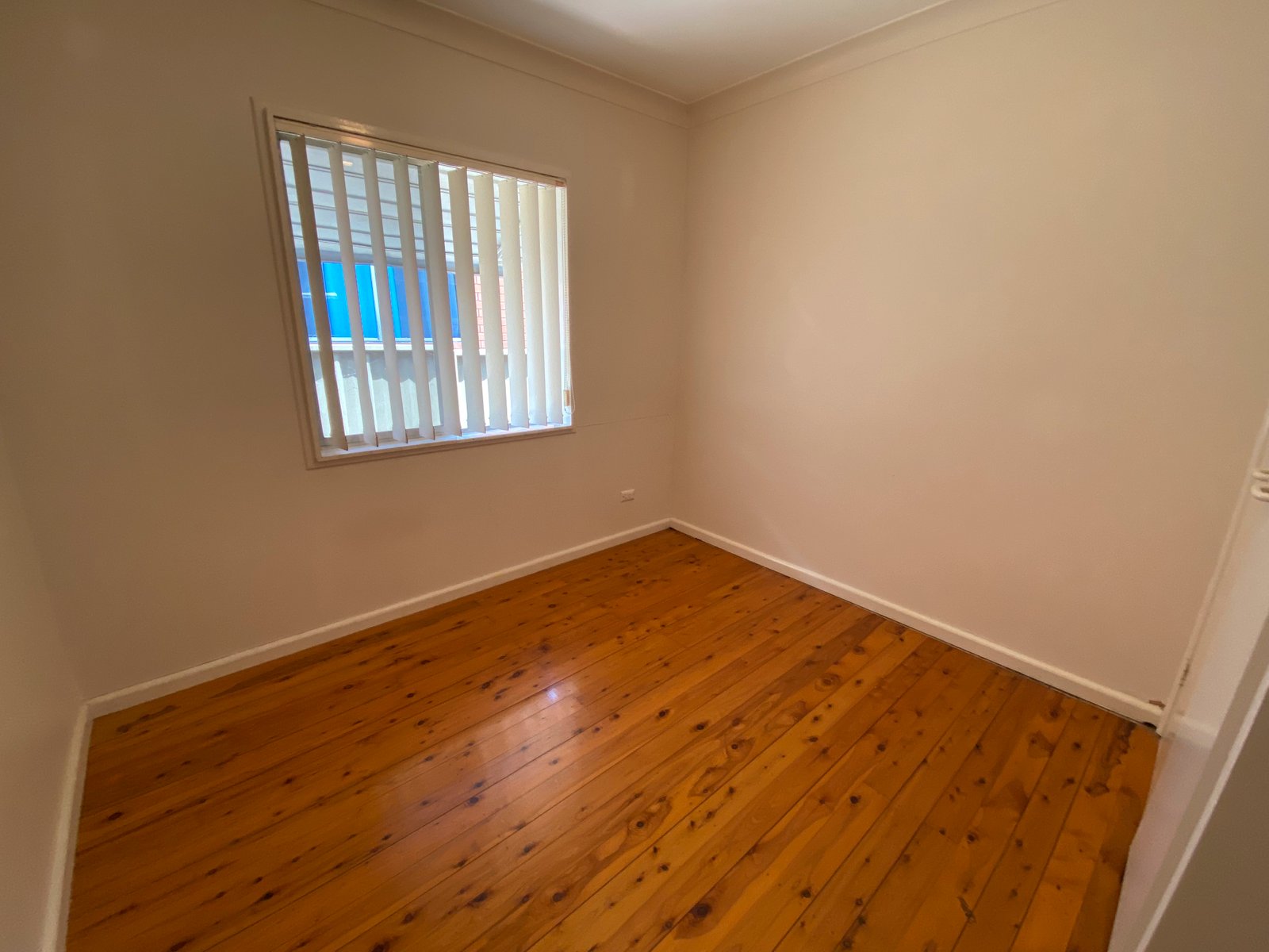 18 Warren Street SOUTH TAMWORTH 7