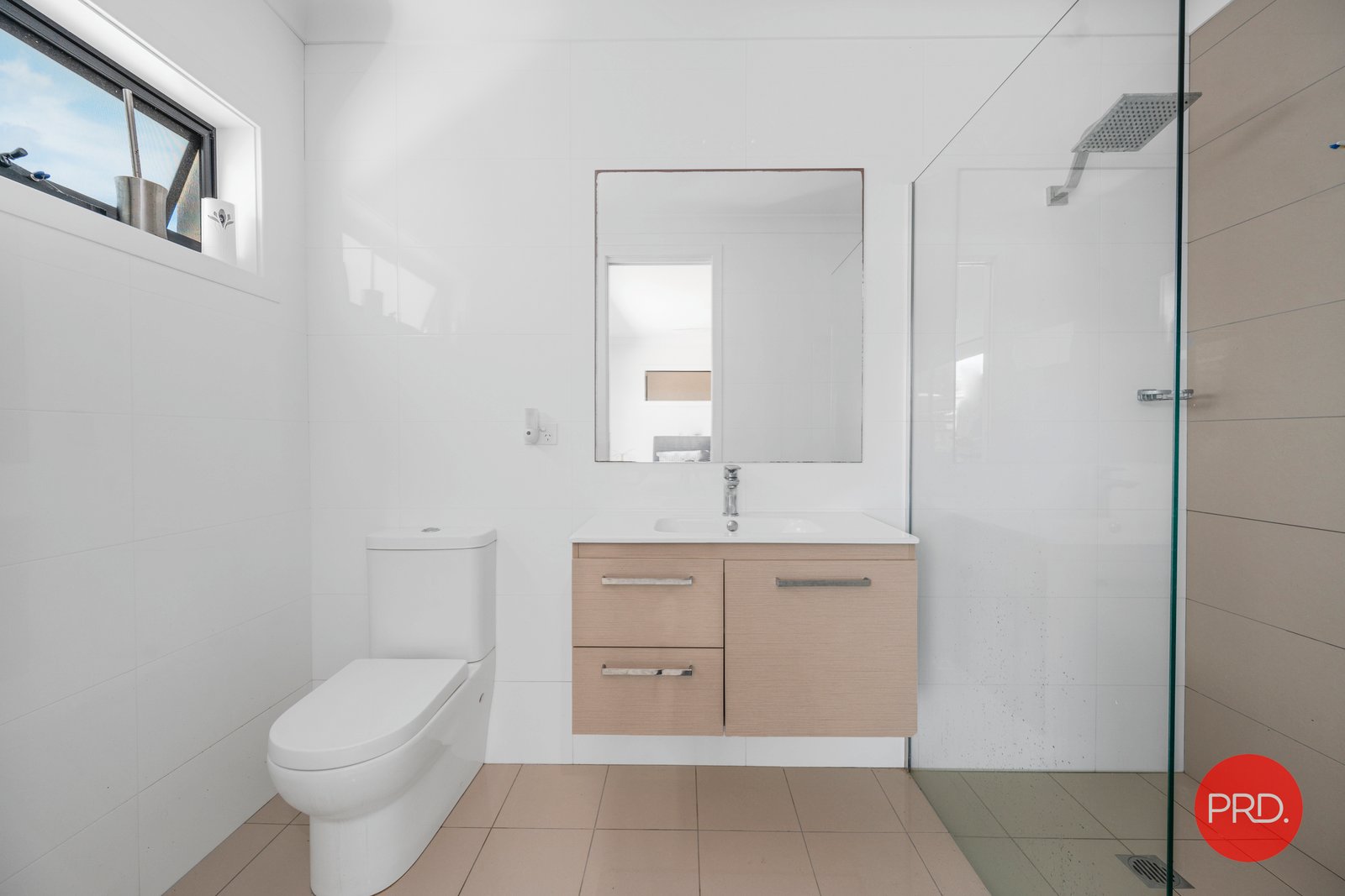 18 Watergum Close SAPPHIRE BEACH 16