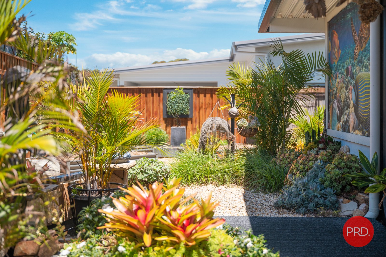 18 Watergum Close SAPPHIRE BEACH 21