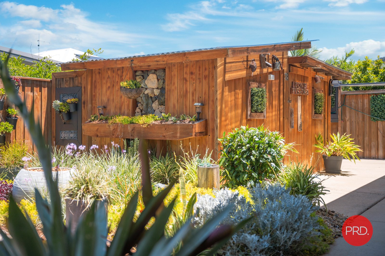 18 Watergum Close SAPPHIRE BEACH 27