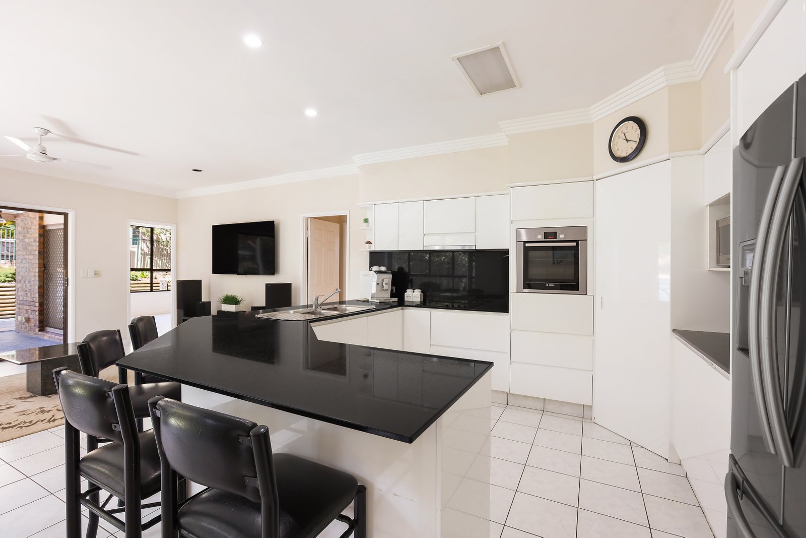 18 Watford Crescent MOLENDINAR 4