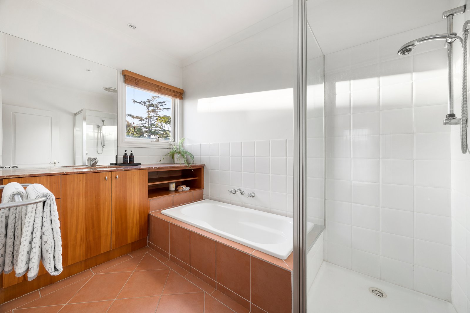 Real Estate and Property in 1/8 Wattle Avenue, Beaumaris, VIC