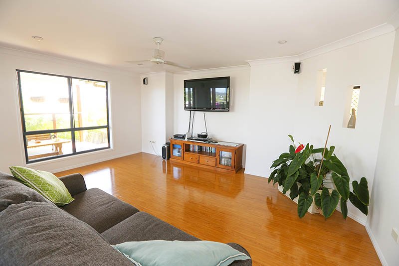 18 WATTORA Close BOYNE ISLAND 4