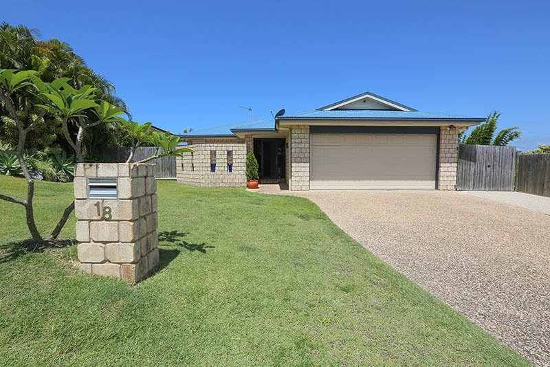 18 WATTORA Close BOYNE ISLAND 8