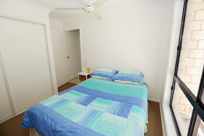 18 WATTORA Close BOYNE ISLAND 11