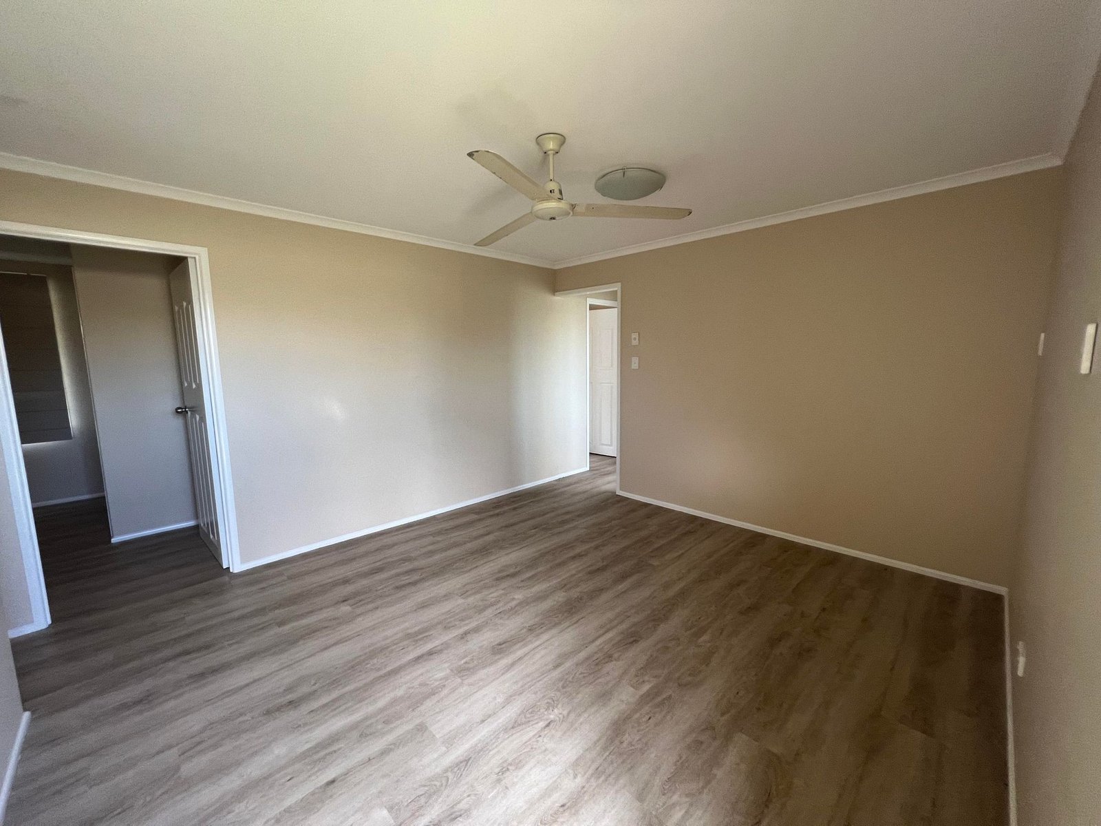 18 Wedge Street TANNUM SANDS 10