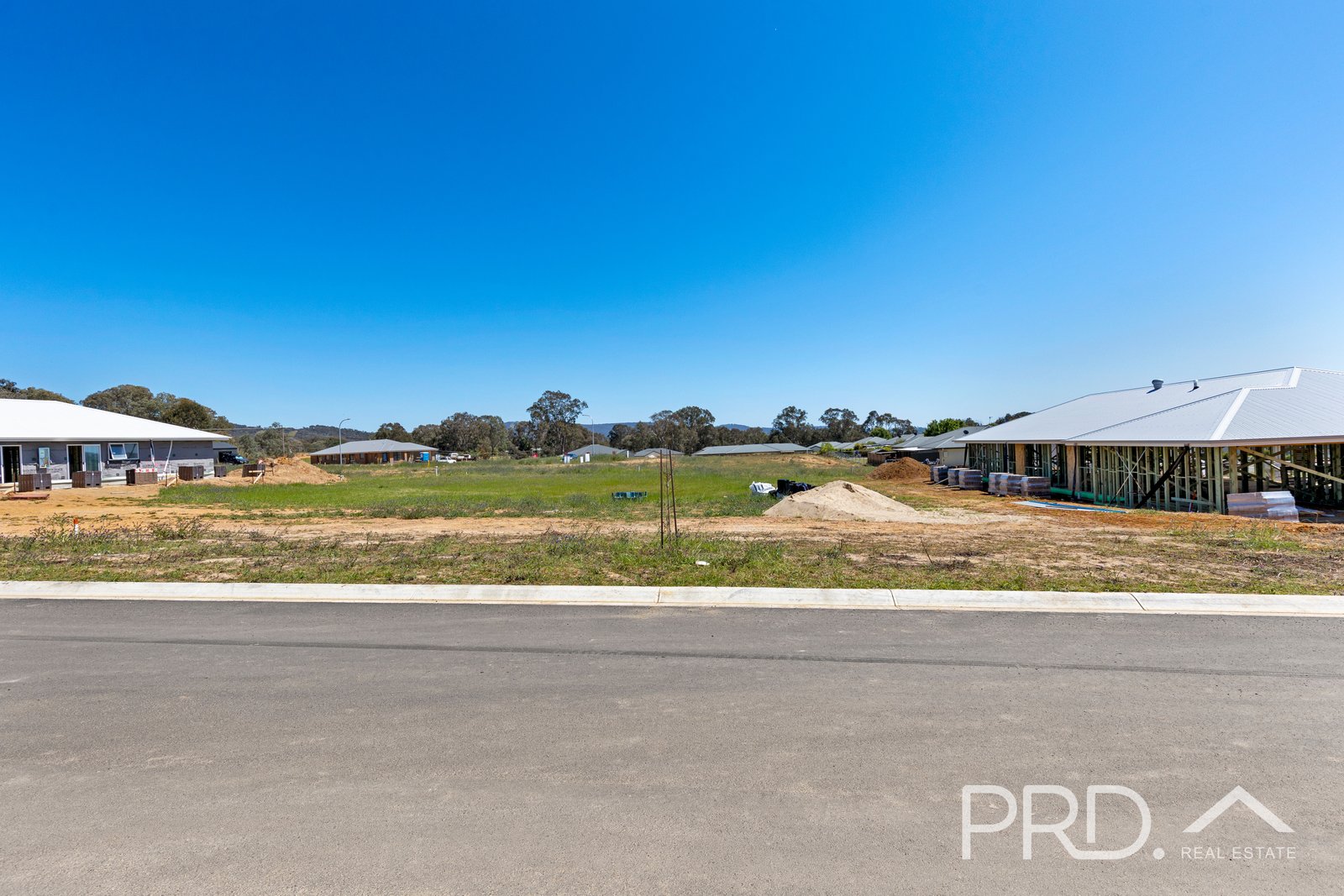 18 Weeden Place TUMUT 4