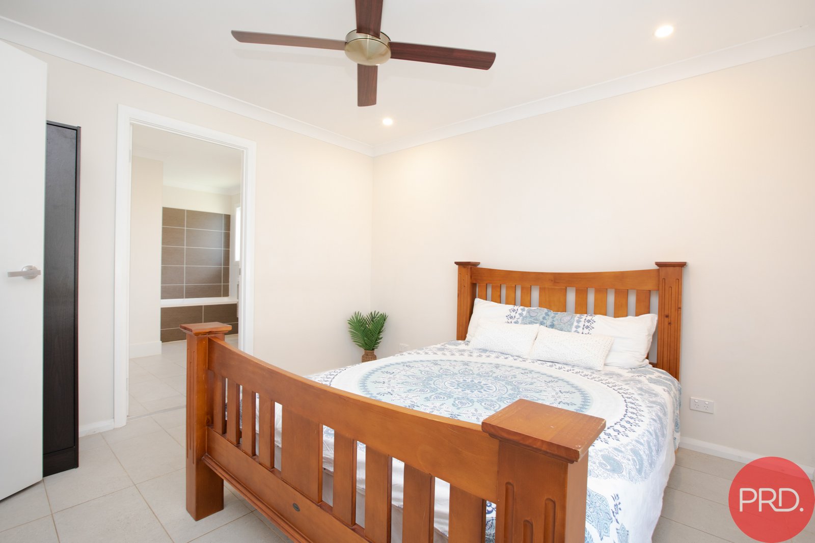 18 William Street BRANXTON 4