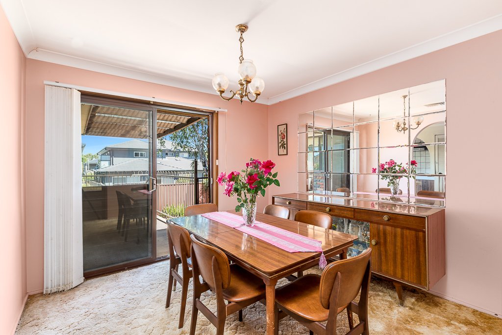 18 Windermere Crescent PANANIA 3