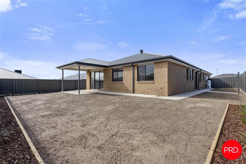 18 Windmill Street HUNTLY 11