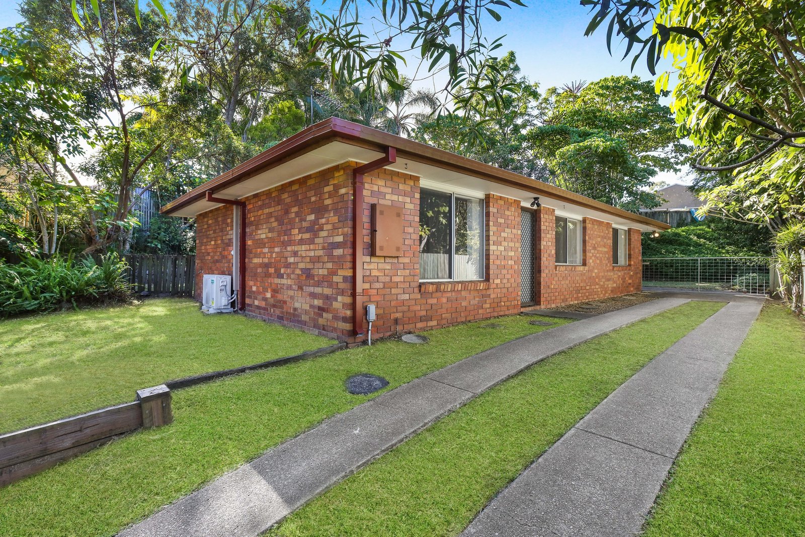 18 Windsor Place MOLENDINAR 1
