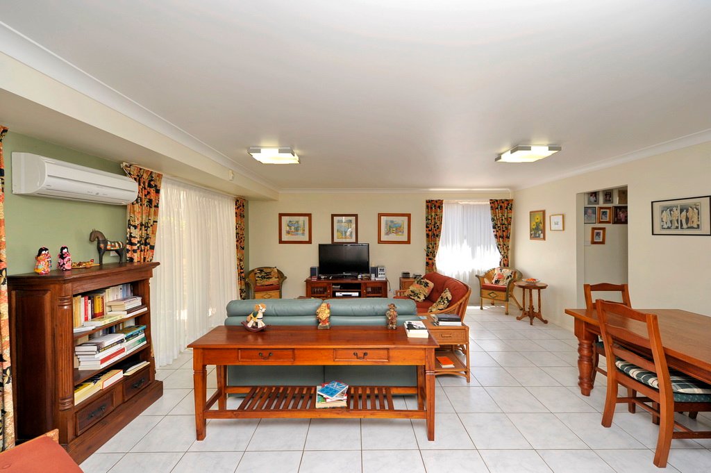 18 Windward Close CORLETTE 8