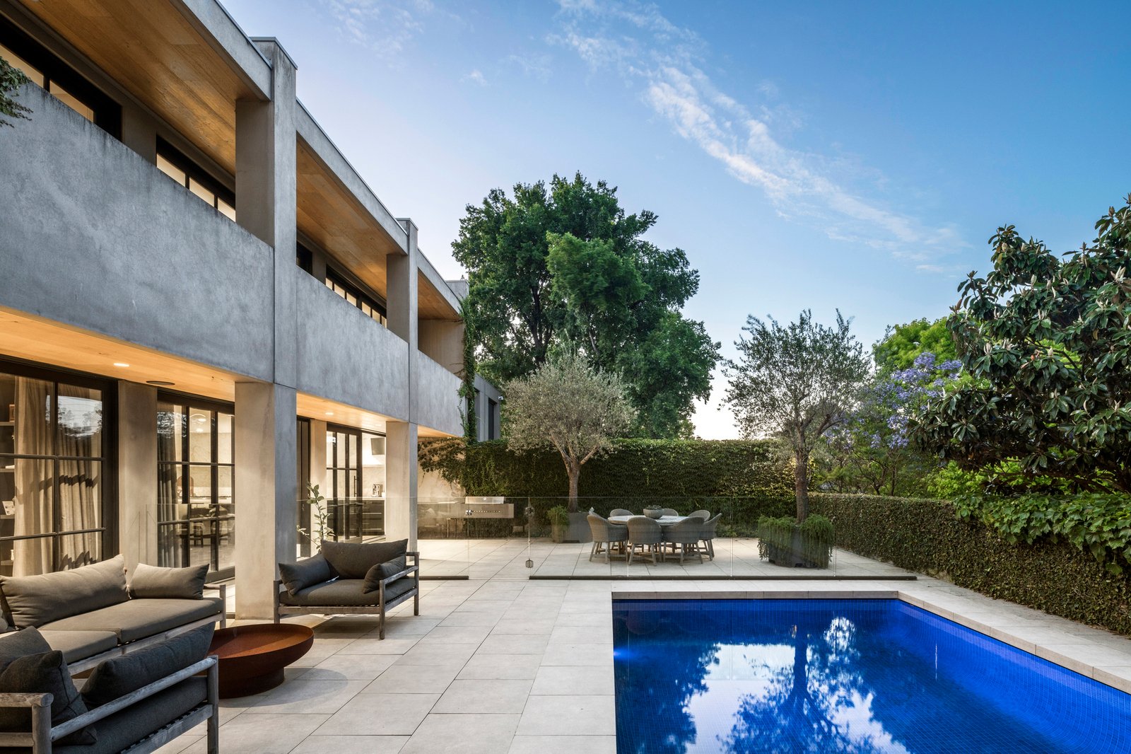 18 Winifred Crescent, Toorak, 3142