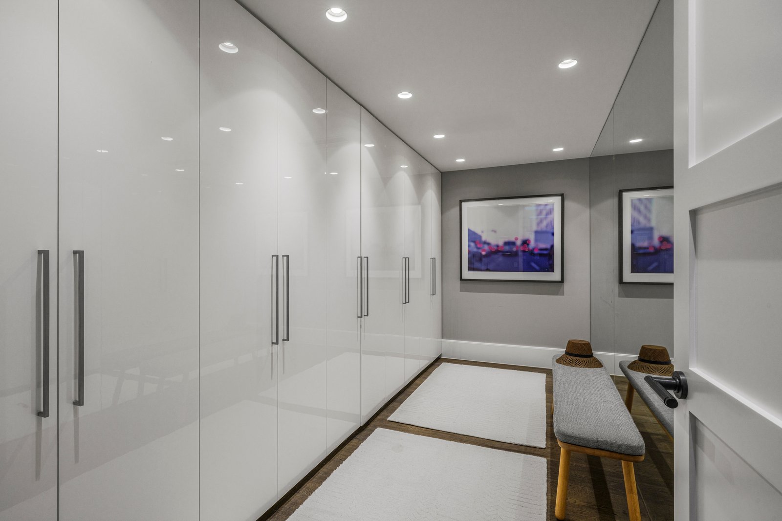 18 Winifred Crescent, Toorak, 3142