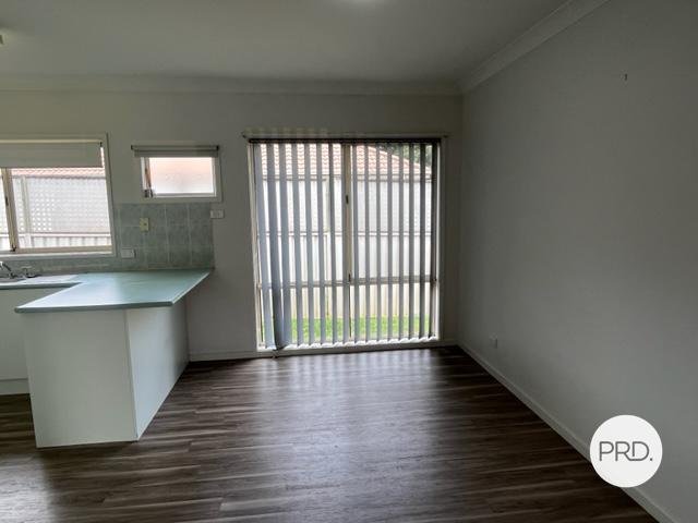 1/8 Wright Street GLENROY 5
