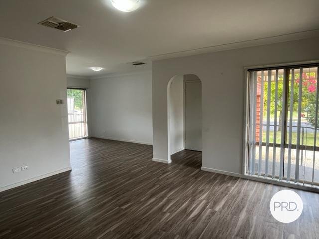 1/8 Wright Street GLENROY 6