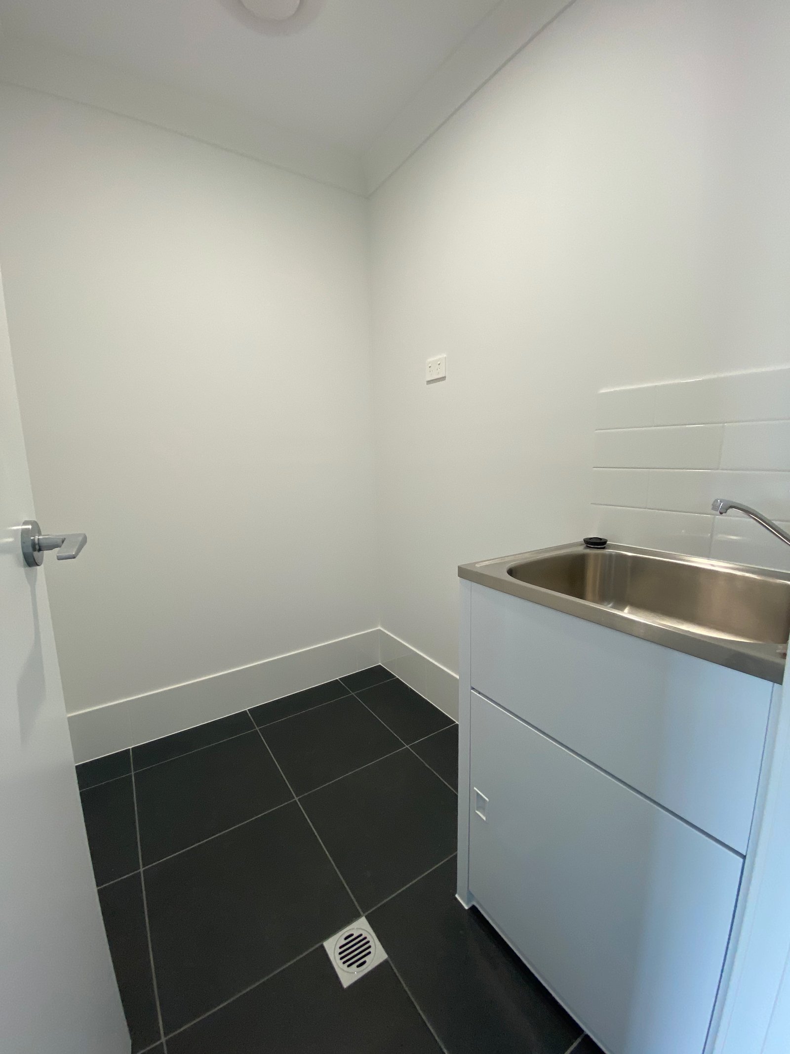 1/8 Wyla Street Bellbird 9