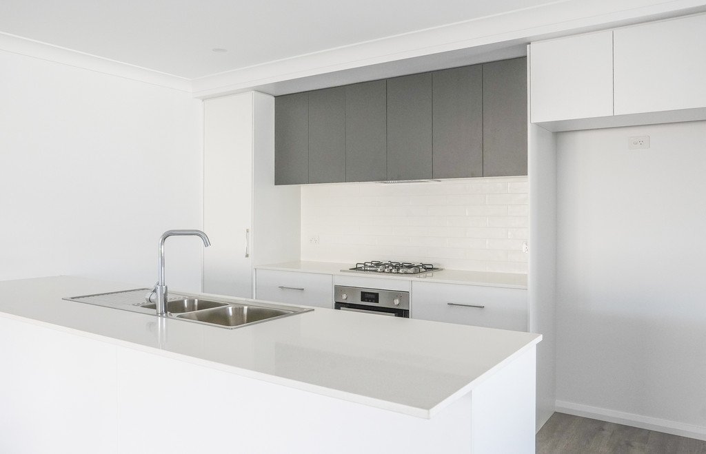 1/8 Wylie Court BOOROOMA 3