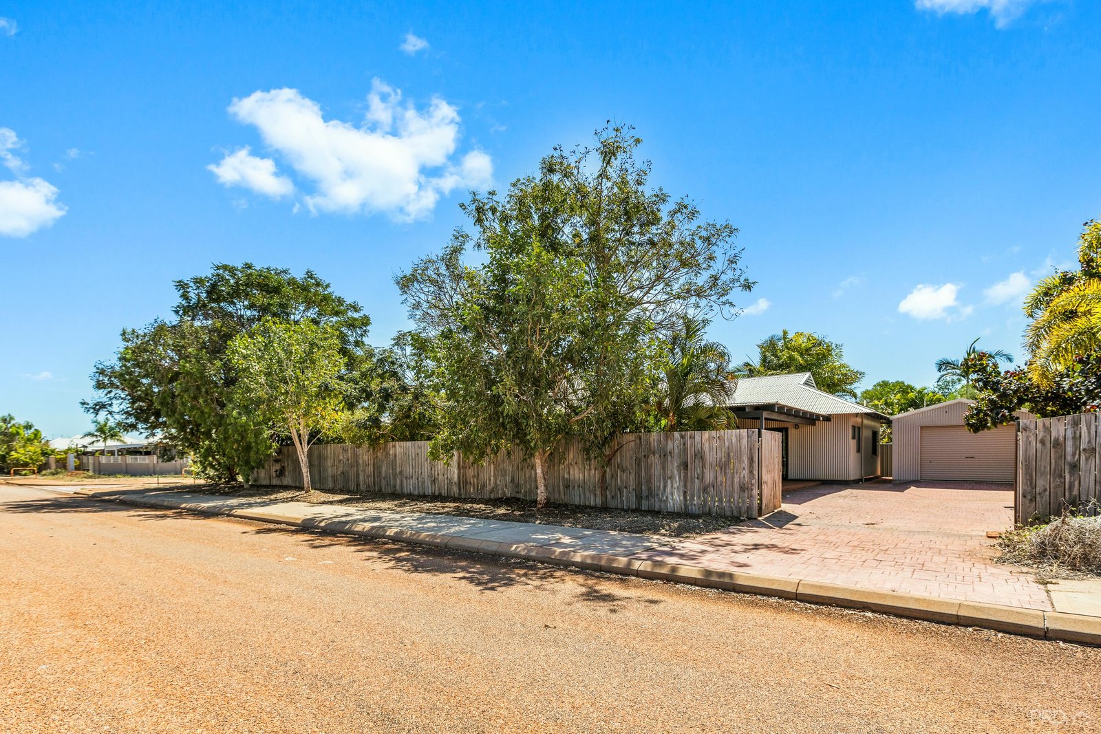 18 Yanban Street CABLE BEACH 35