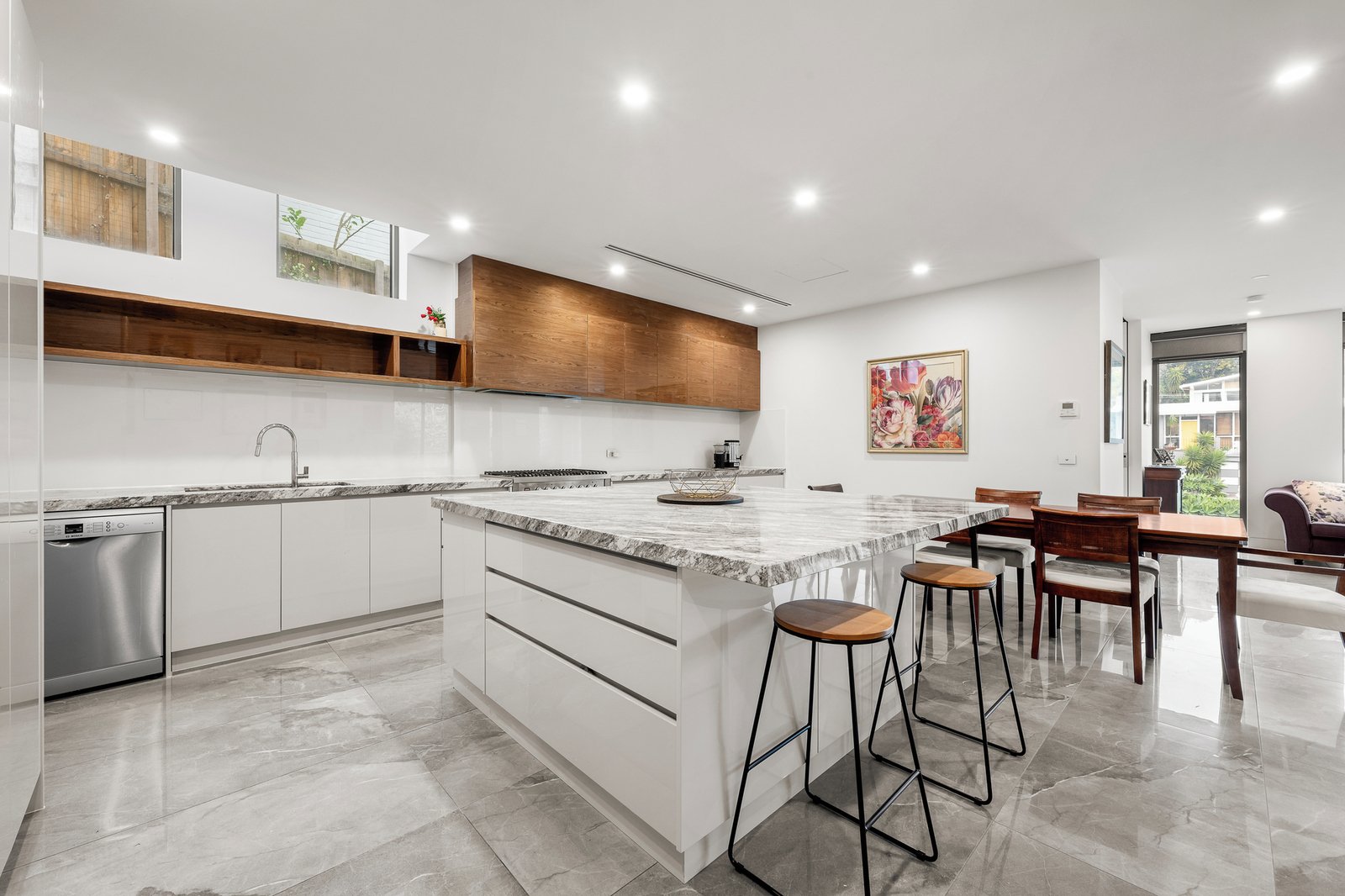 1/8 Yarravale Road, Kew, 3101