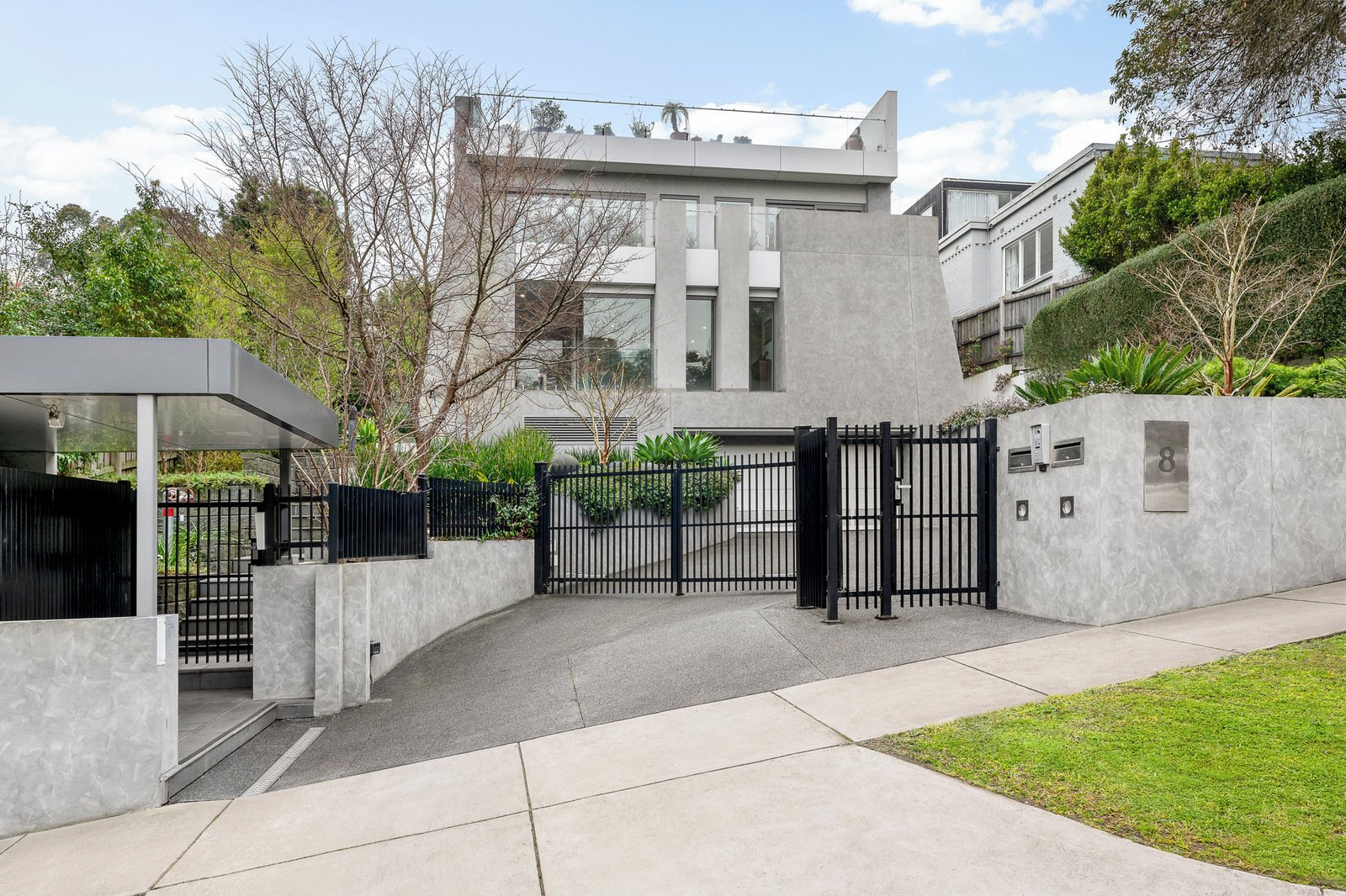 1/8 Yarravale Road, Kew, 3101