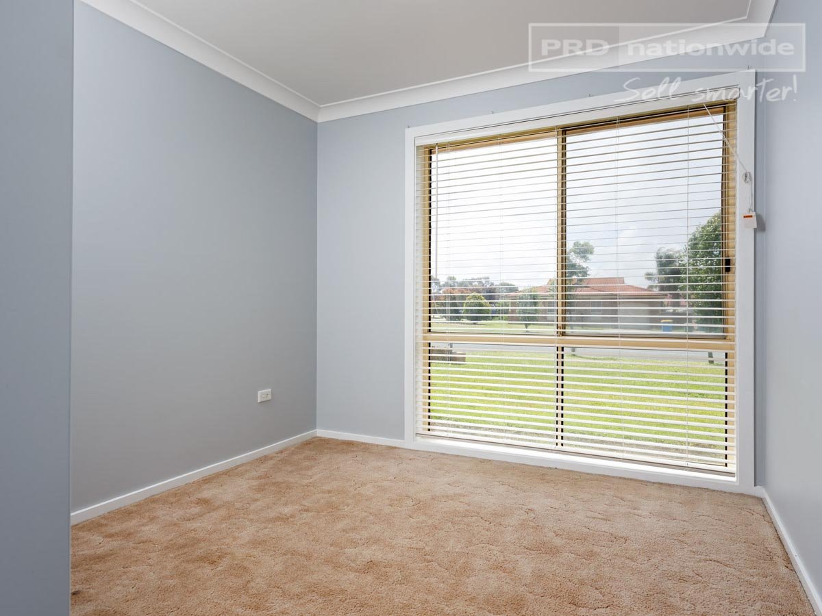 18 Yentoo Drive GLENFIELD PARK 4