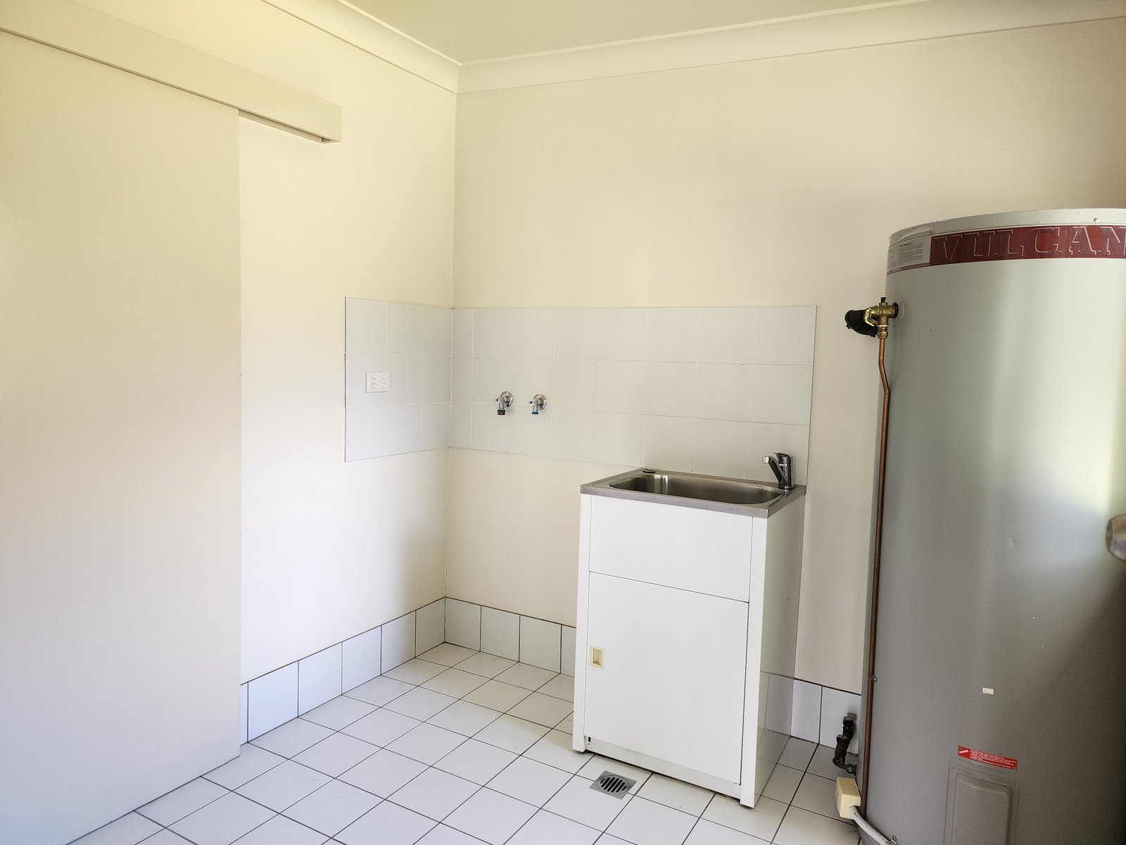 180 Adelong Road TUMUT 11