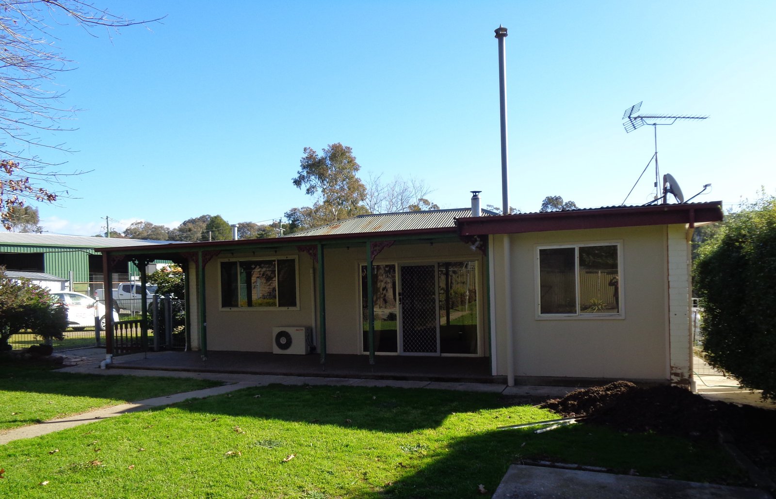 180 Adelong Road TUMUT 2