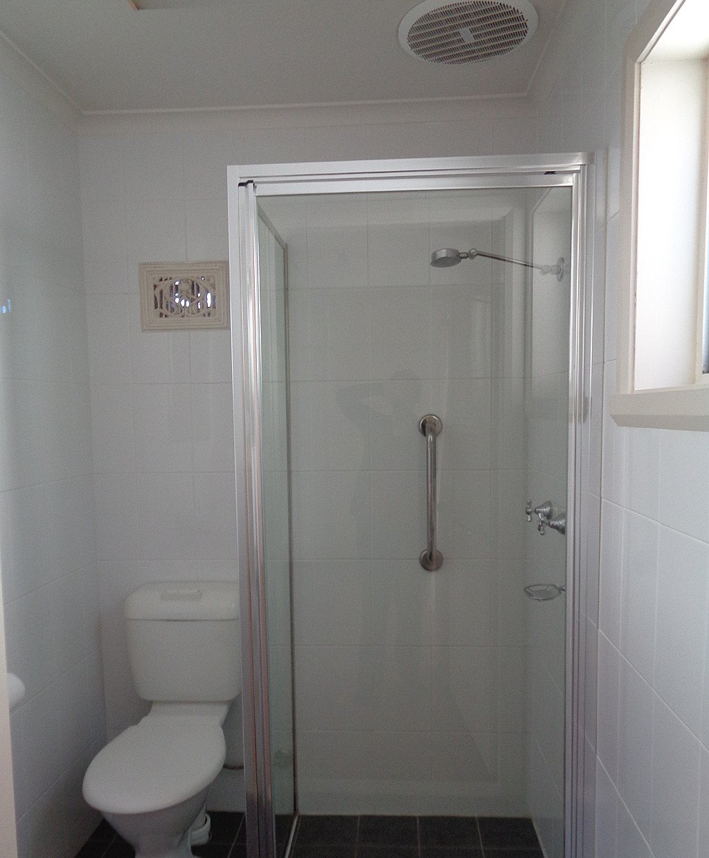 180 Adelong Road TUMUT 10