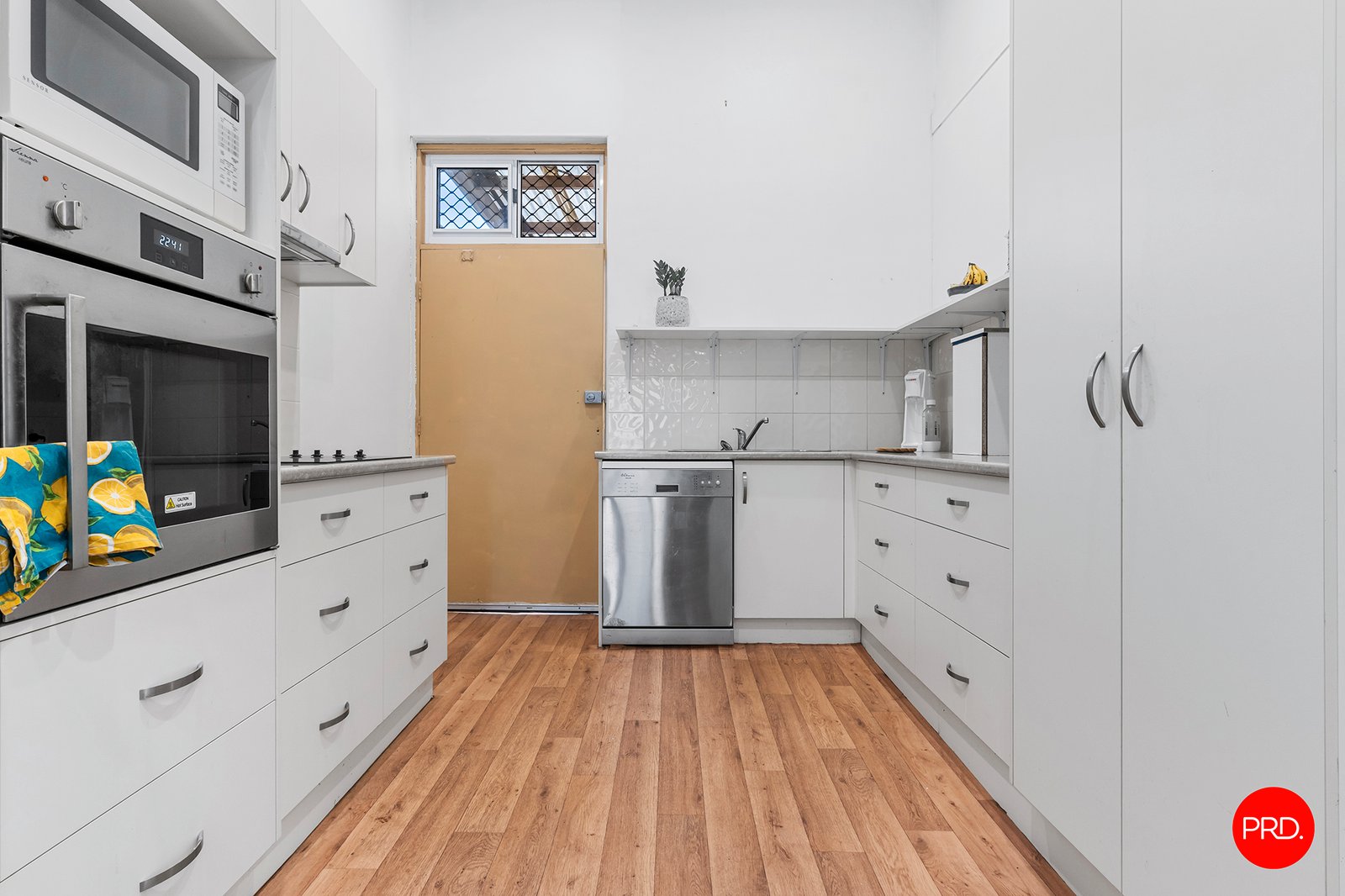 1/80 Bright Street CALIFORNIA GULLY 8