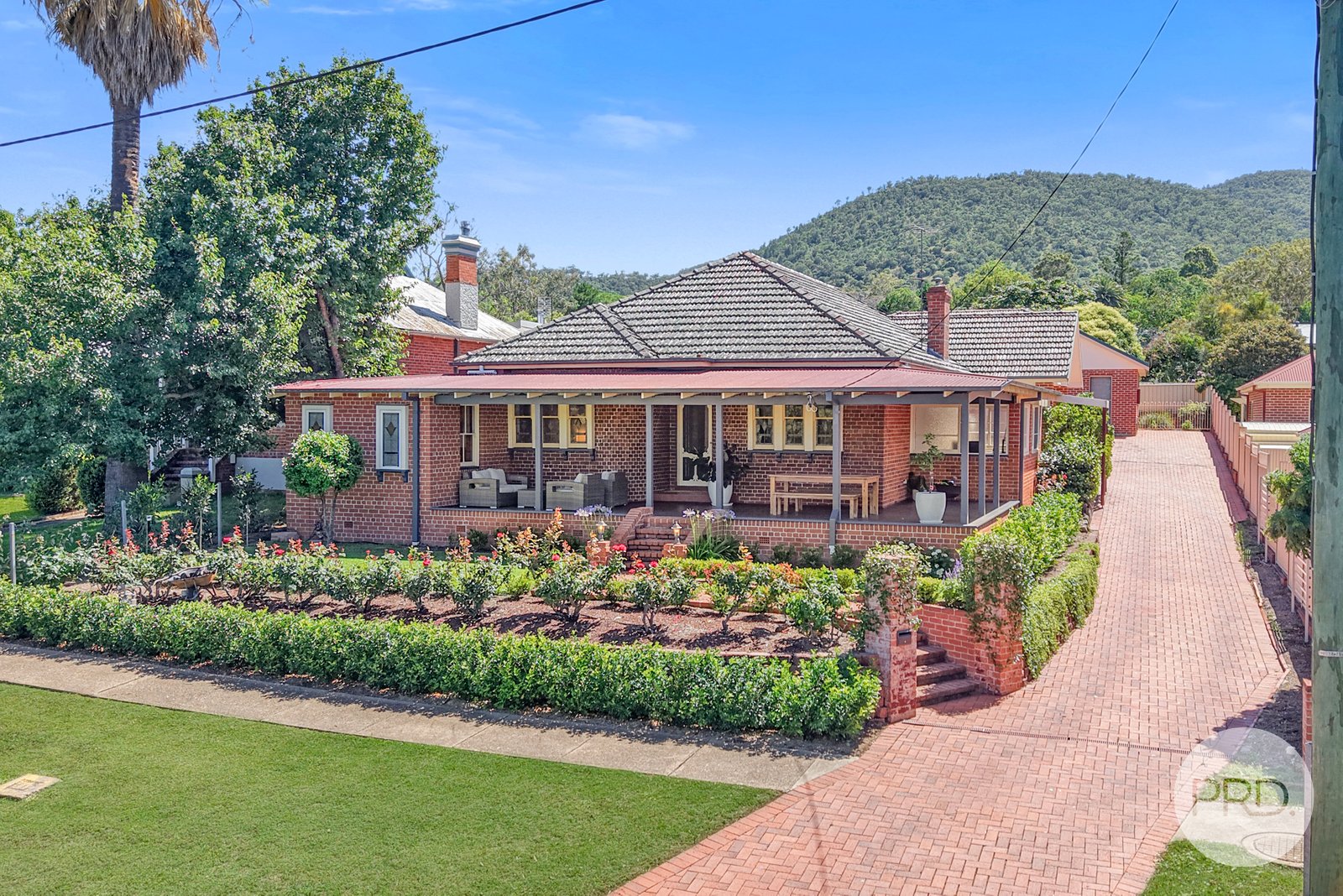 180 Carthage Street TAMWORTH 1