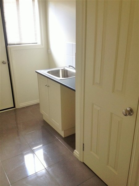 1/80 Condon Street KENNINGTON 7