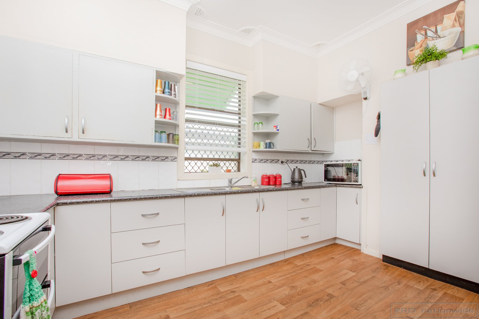 180 George Street EAST MAITLAND 9