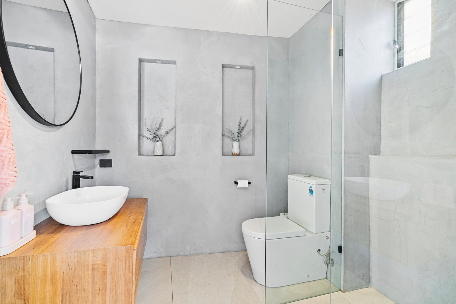 1/80 McLean Street COOLANGATTA 8