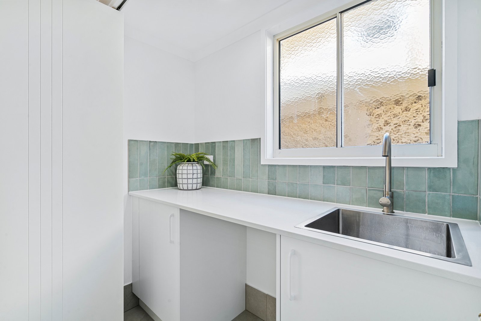 1/80 McLean Street COOLANGATTA 15