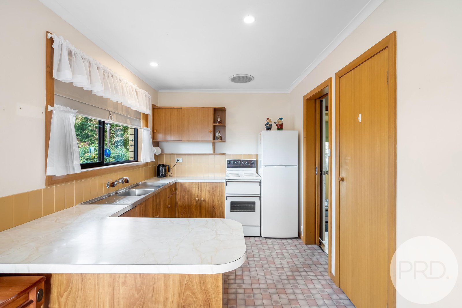 1/80 Montagu Street NEW TOWN 13