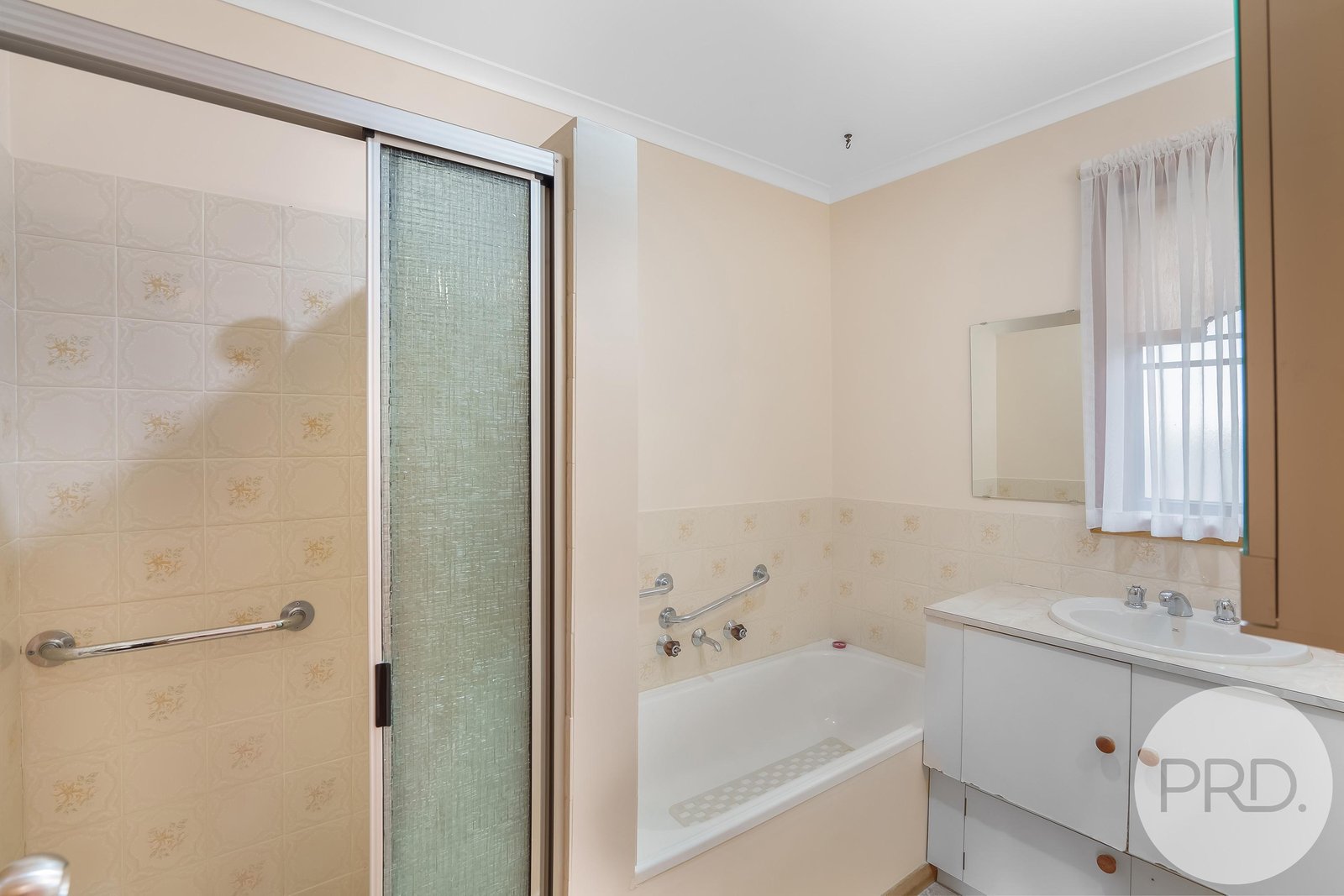 1/80 Montagu Street NEW TOWN 16