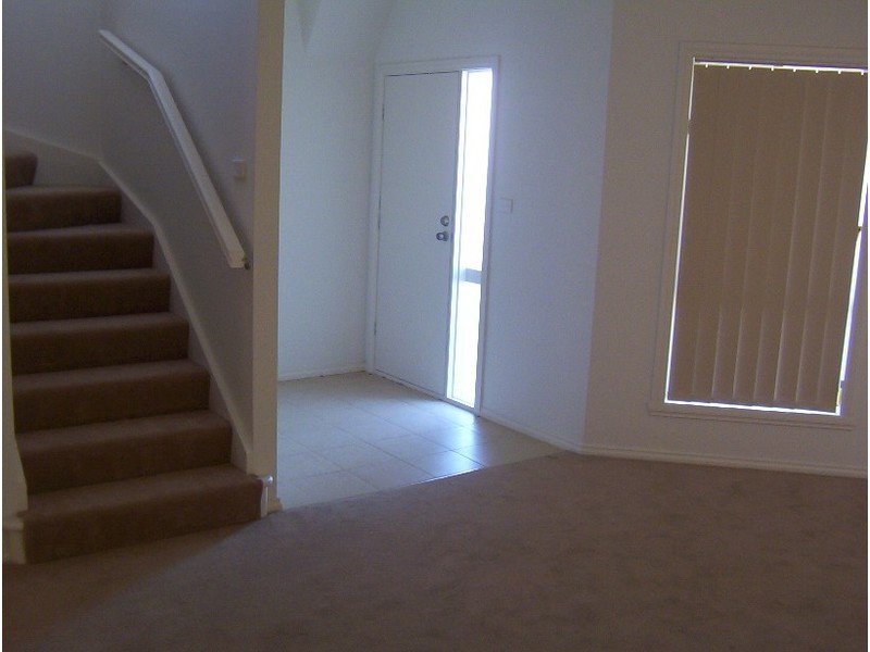 Gallery: 1/80 Mossfiel Drive