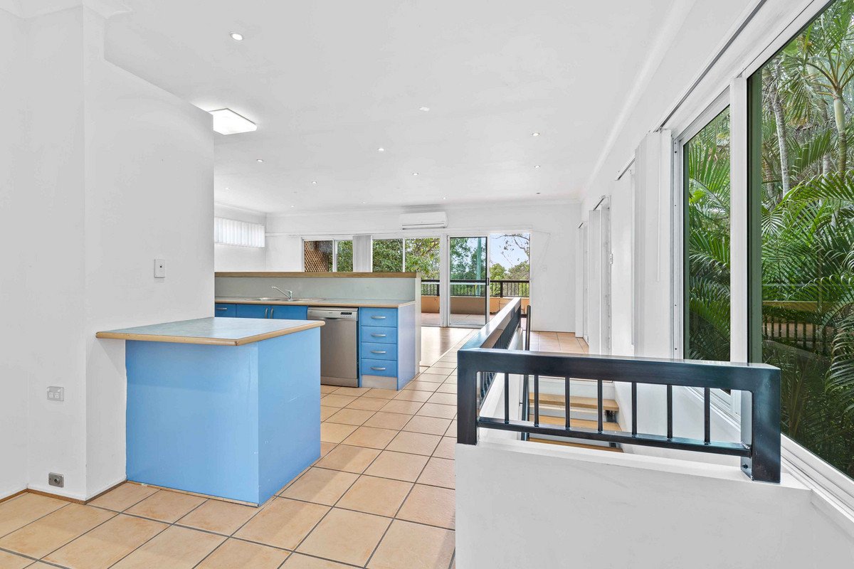 180 Ocean Parade Burleigh Heads 7