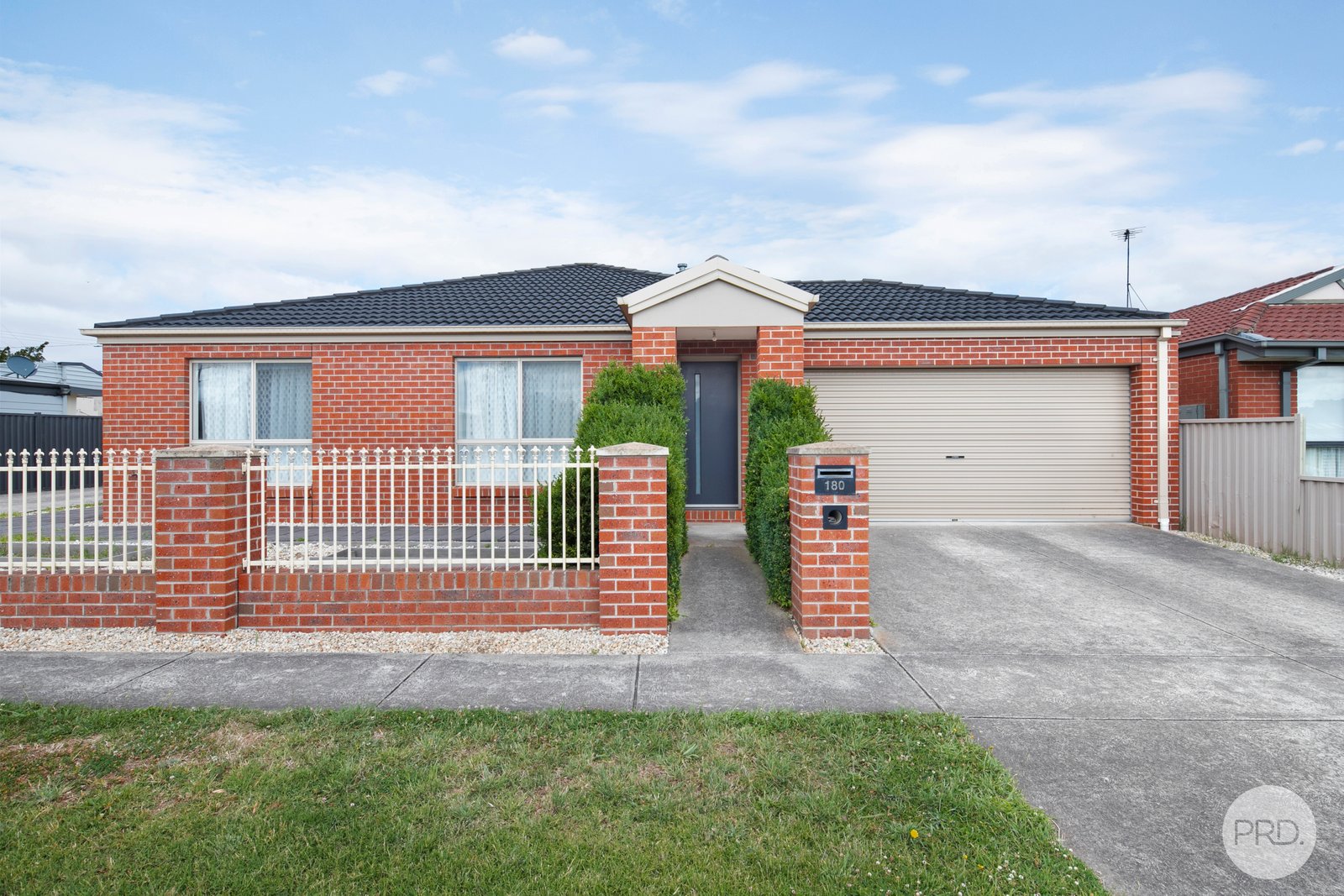 180 Yarrowee Street SEBASTOPOL 1
