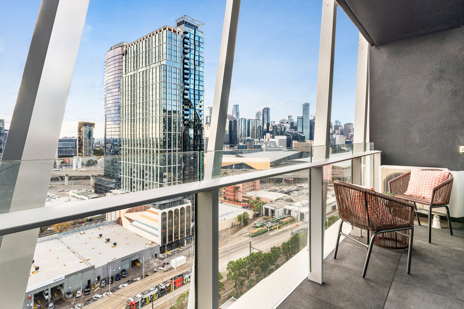 Gallery: 1802/89 Gladstone Street