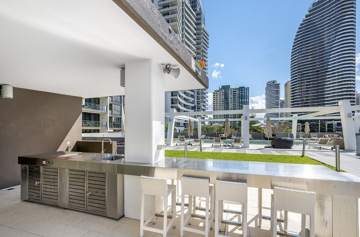 1803/2663 Gold Coast Highway BROADBEACH 15