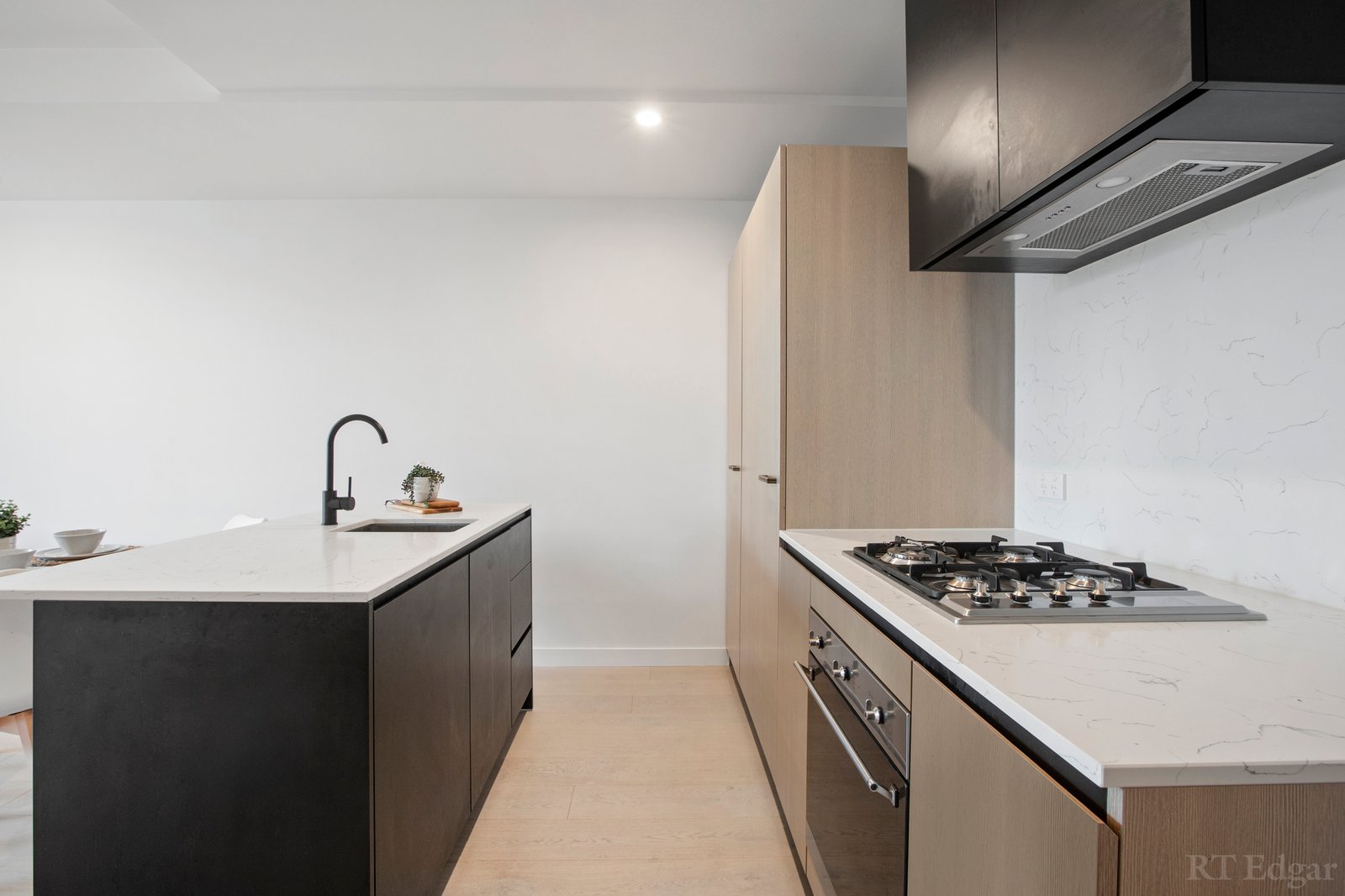 Real Estate and Property in 1805/39 Park Street, South Melbourne, VIC